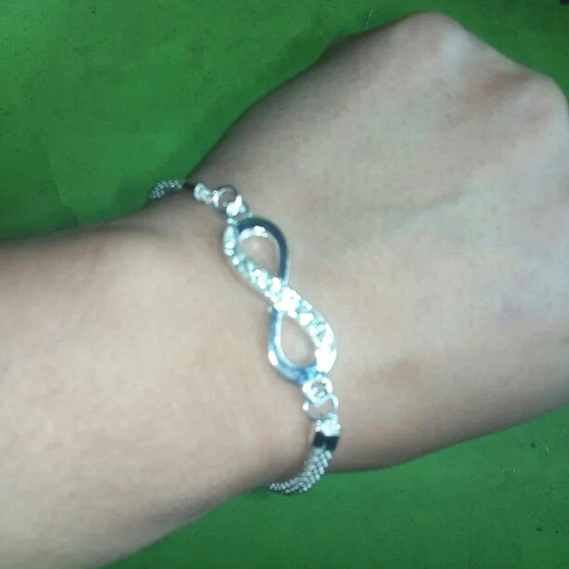 Infinity Bracelet - The Jewelry for Endless Love