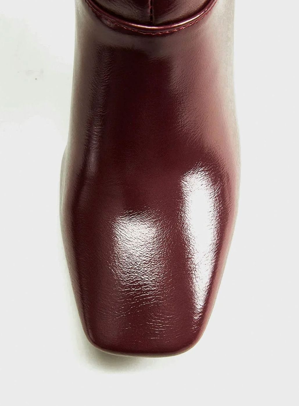 Women's Brown Square-Toe Knee-High Heeled Boots