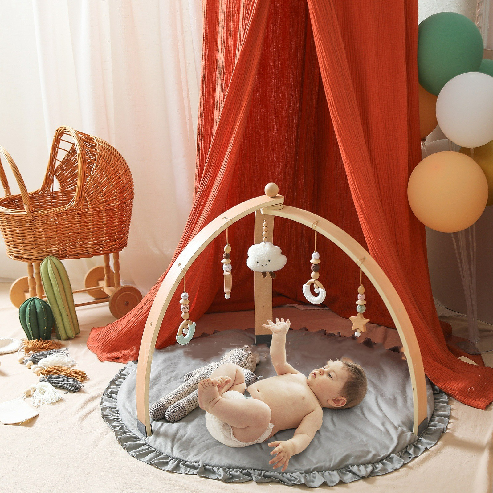 Baby Activity Arch in Wood with Hanging Toys