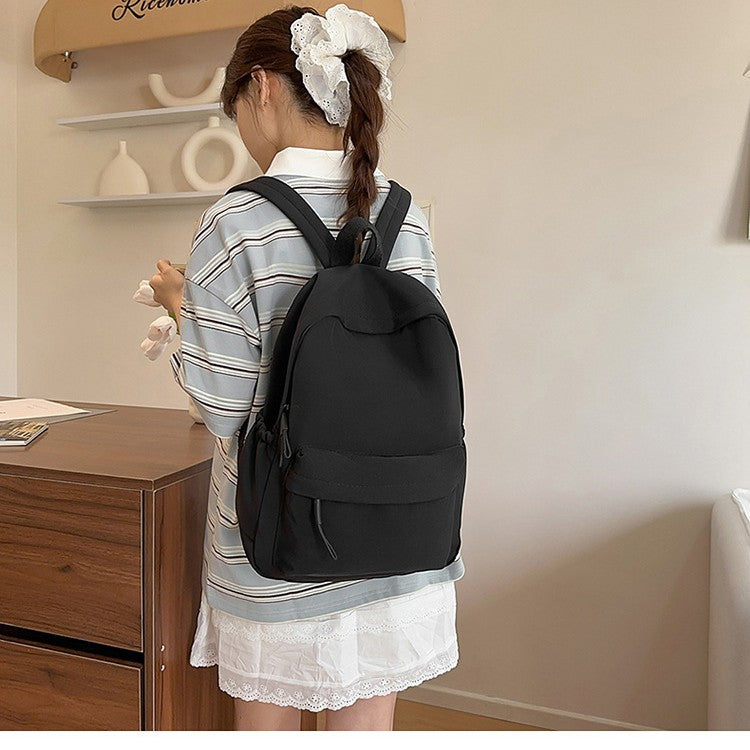 Casual Backpack with Flexible Side Pockets and Well-Organized Structure