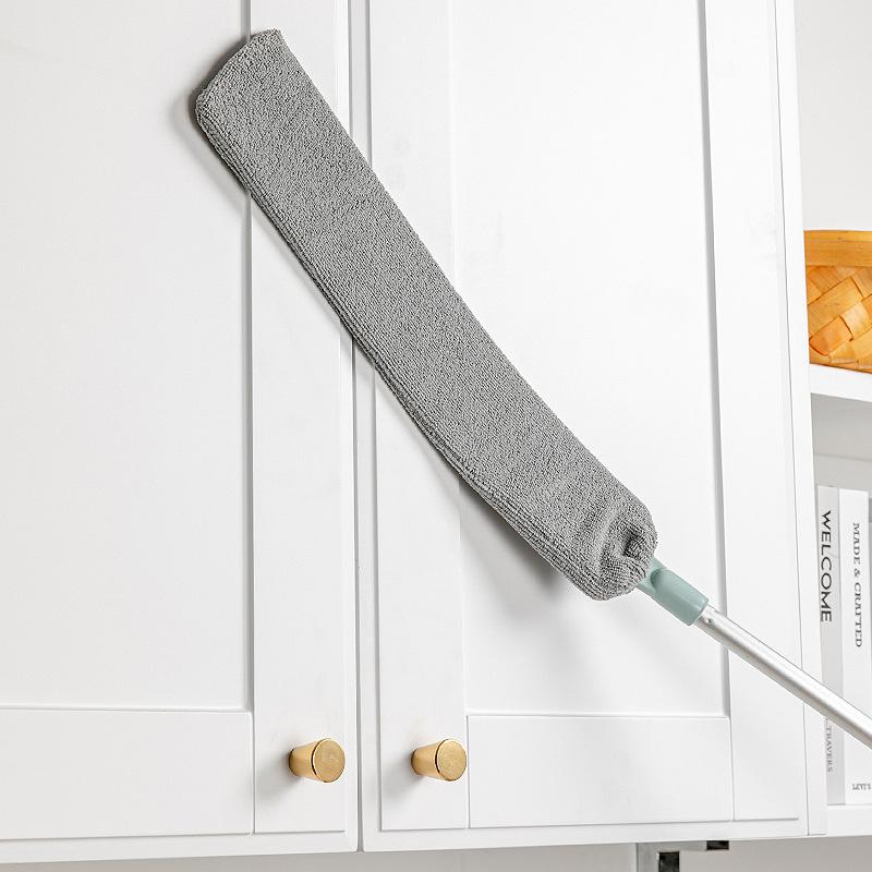Cleaner Pro° Retractable Cleaner: Long Handle Microfiber Retractable Cleaner
