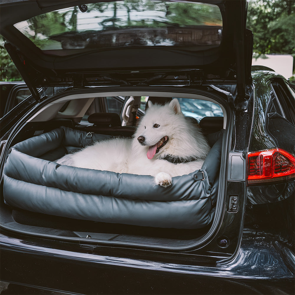 Dog Car Seat Bed Made of Faux Leather - Protection and Comfort