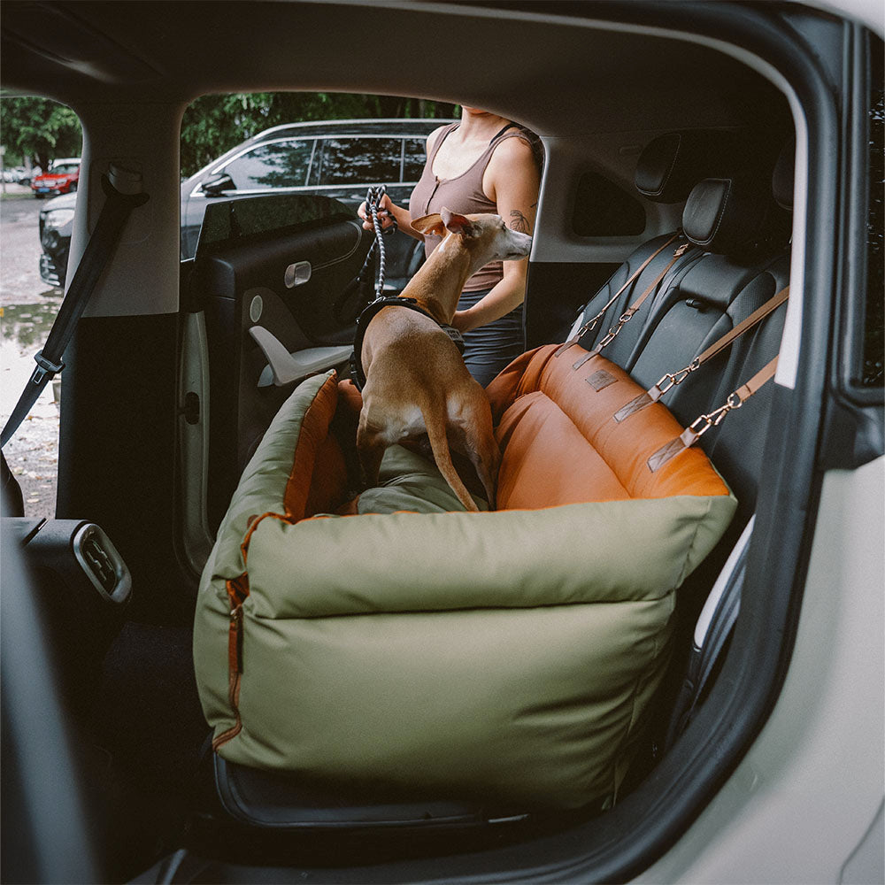 Dog Car Seat Bed Made of Faux Leather - Protection and Comfort