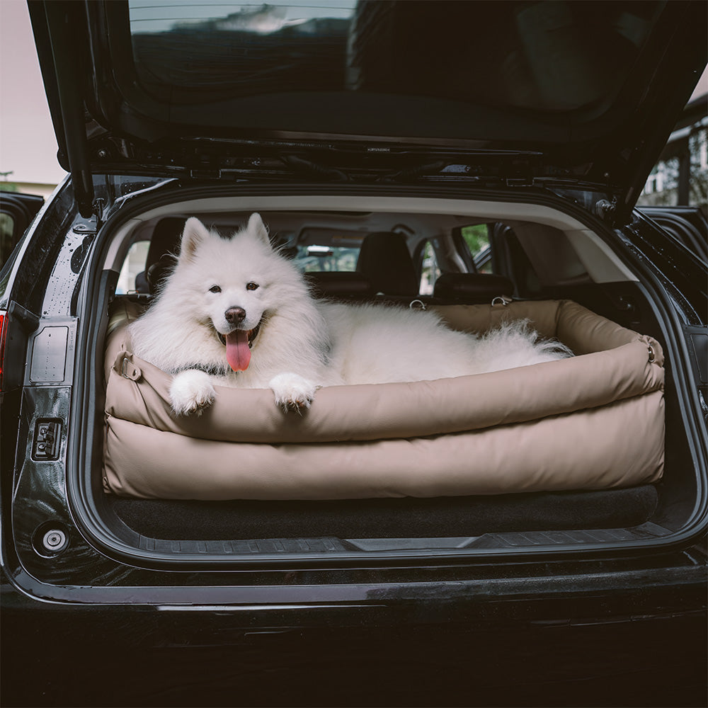 Dog Car Seat Bed Made of Faux Leather - Protection and Comfort