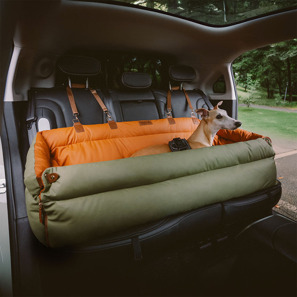 Dog Car Seat Bed Made of Faux Leather - Protection and Comfort