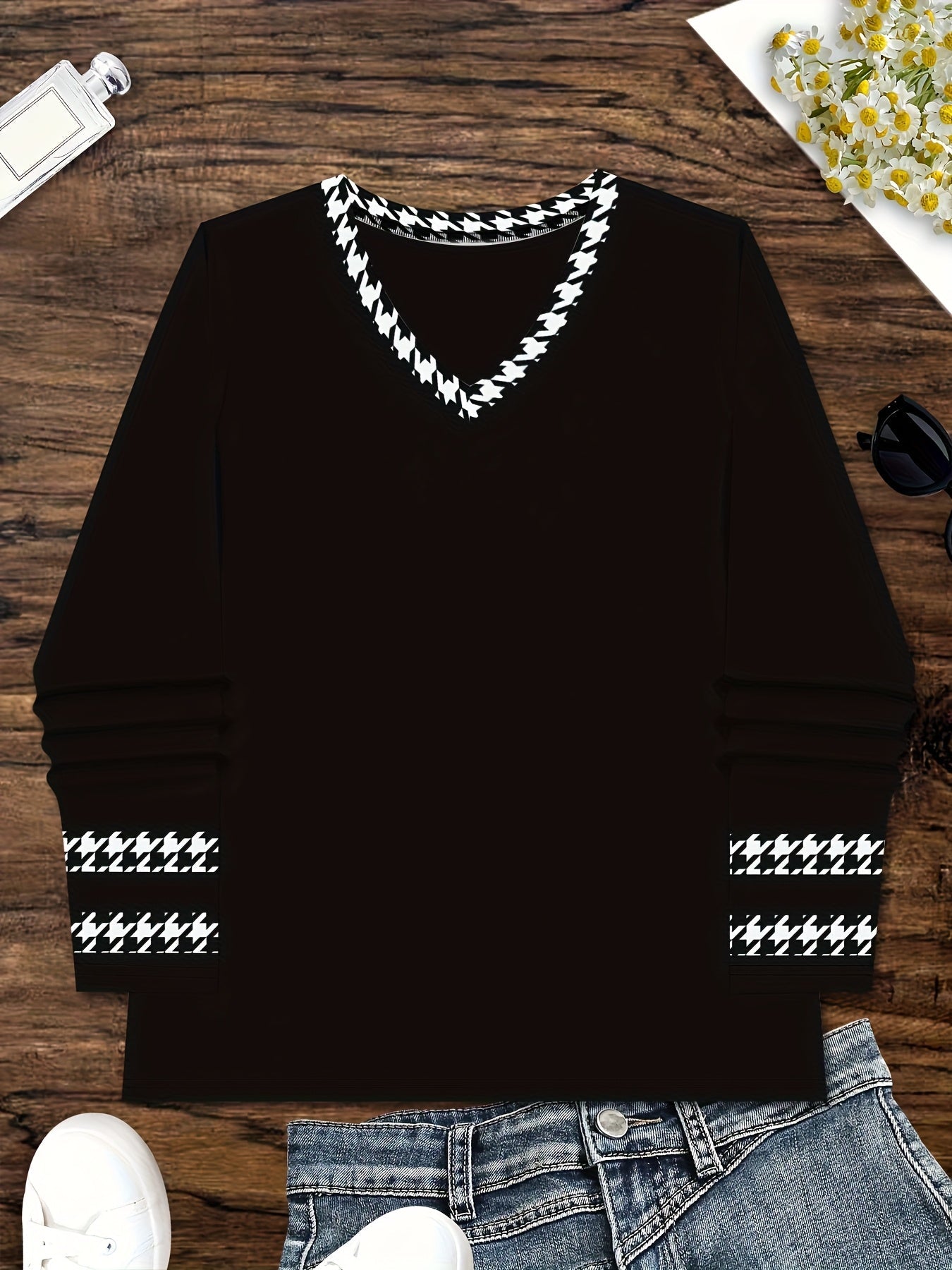 Image of Donna | Women's Long Sleeve Contrast Trim T-Shirt