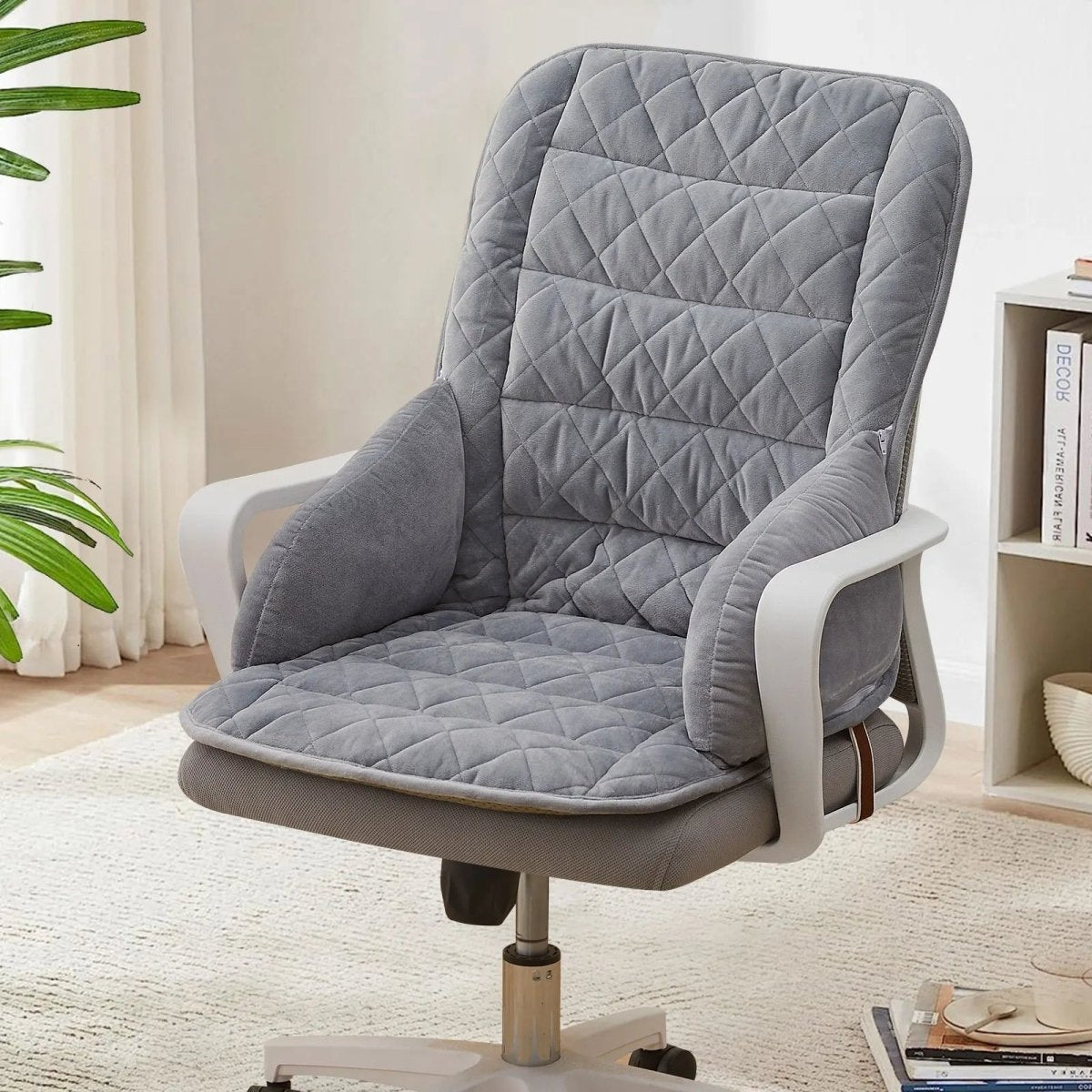 Ergonomic Lumbar Cushion for Upright and Relaxed Sitting