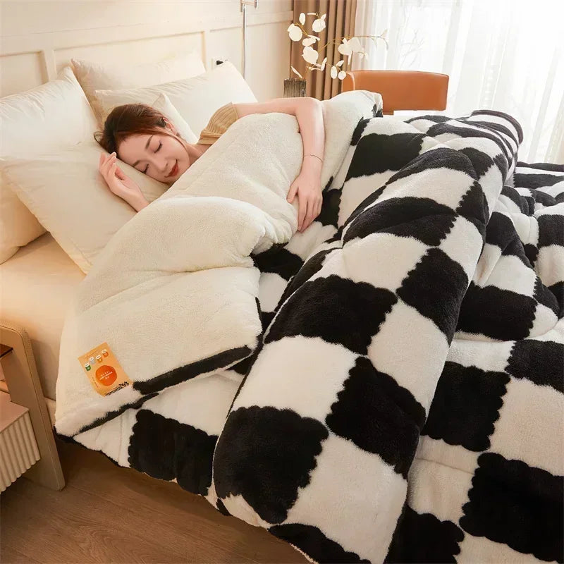 Extra Thick Cozy Quilt Weighted Blanket for Winter