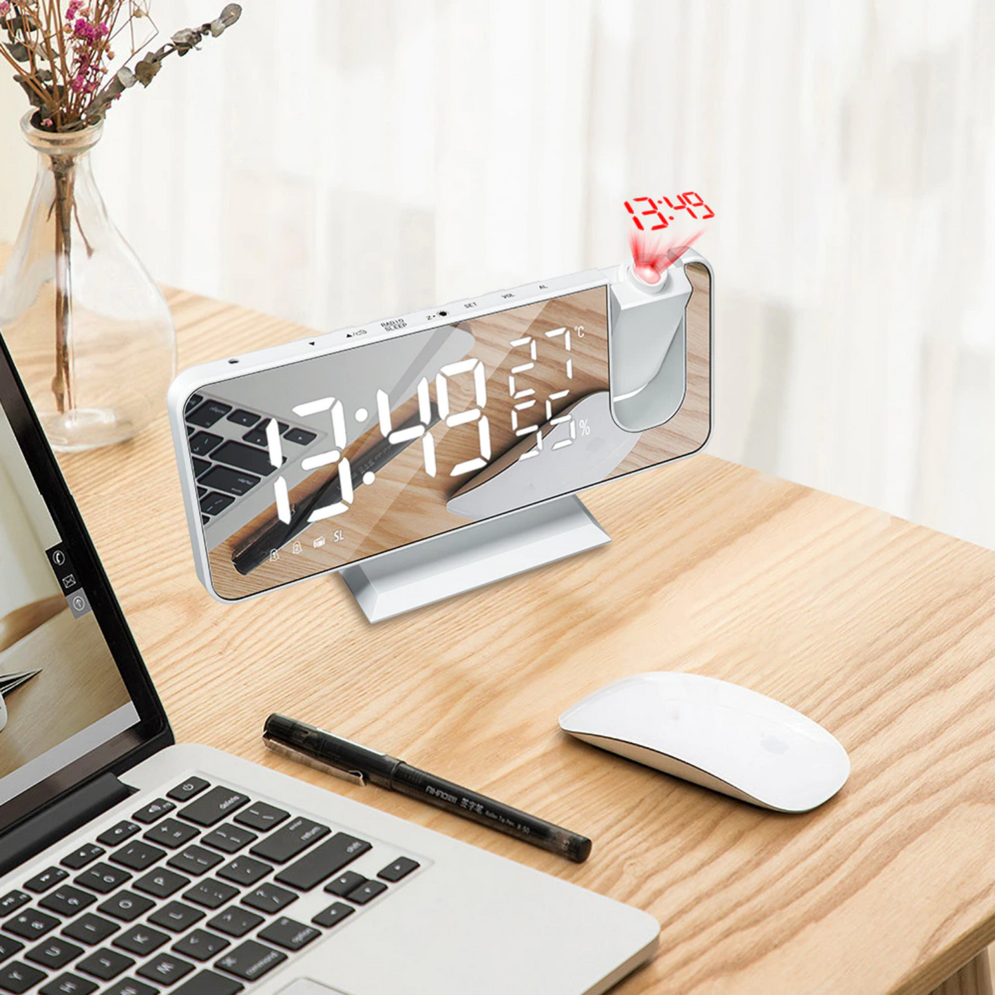 FleekFit FleekFit™ Astronatic™ | The Best Alarm Clock with LED Screen - 180° Projector - USB Charger