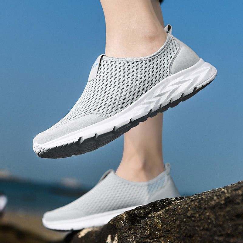 FleekFit FleekFit™ Ualy Unisex Sneakers | Sporty & Comfortable for Men and Women