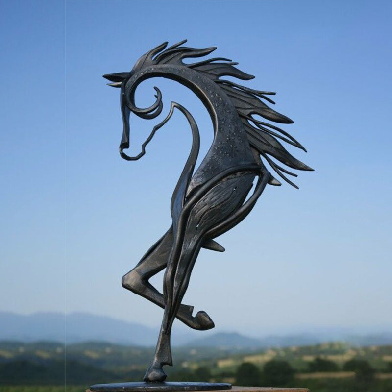 FleekFit | Kiss Horse Sculpture