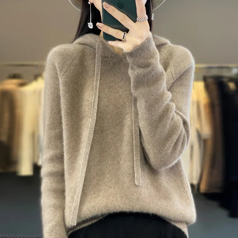 Knit Hooded Sweater with a Soft Texture