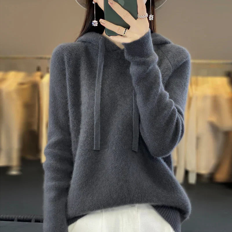 Knit Hooded Sweater with a Soft Texture