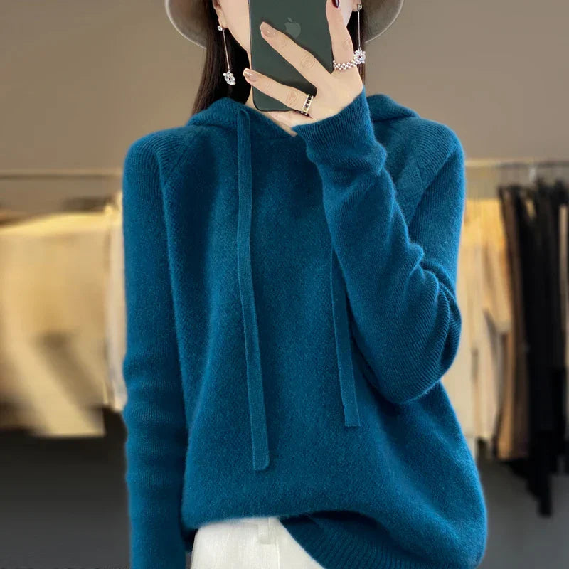 Knit Hooded Sweater with a Soft Texture