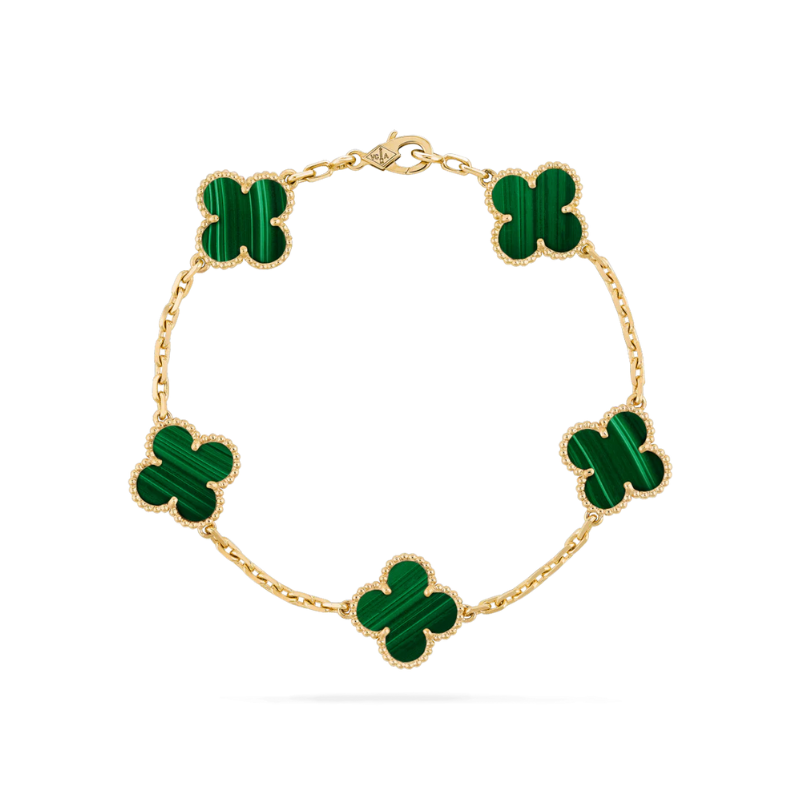 LuxeAura Bracelet - Refined Elegance and Timeless Charm