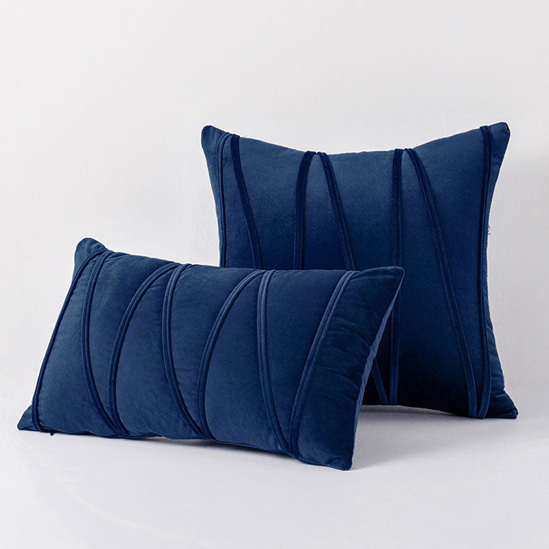 Luxury Throw Pillow Covers with Velvet-Soft Fabric and Elegant Design