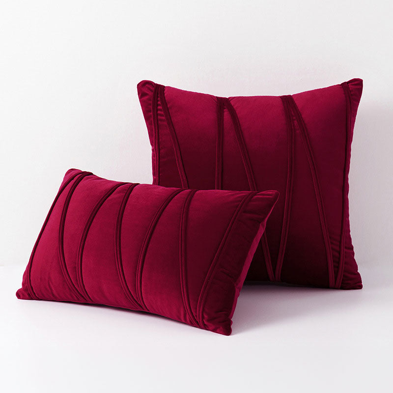 Luxury Throw Pillow Covers with Velvet-Soft Fabric and Elegant Design