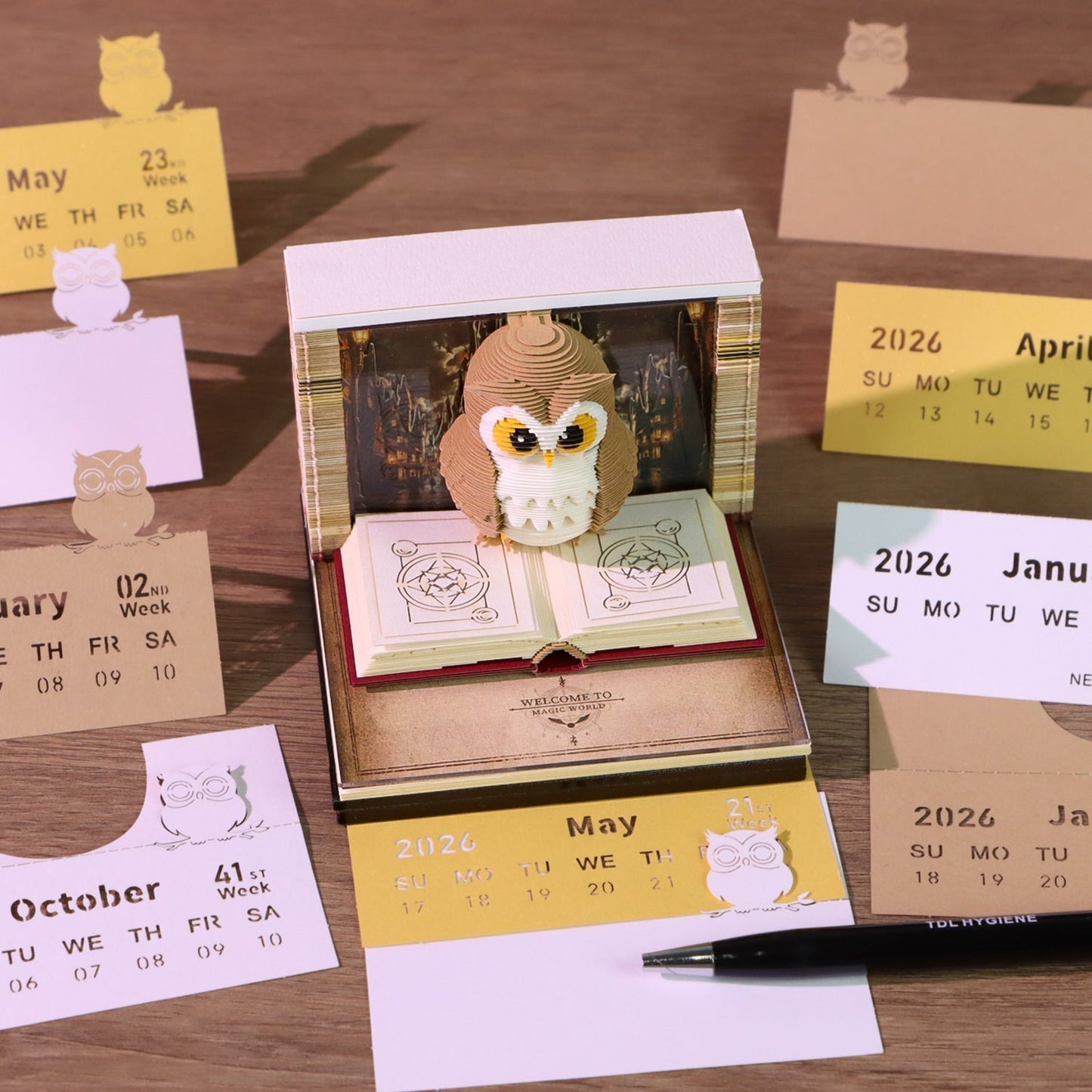 Magic Calendar 2026 – Illuminated Owl