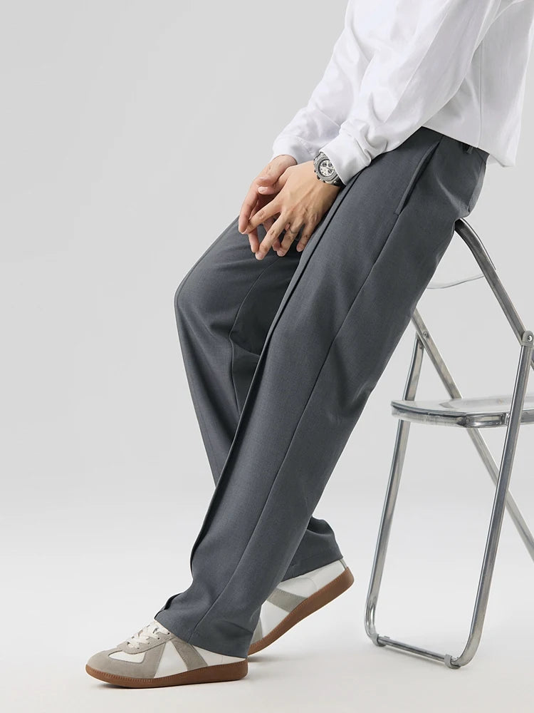 Image of Mark | Men's Pleated Straight Leg Dress Pants