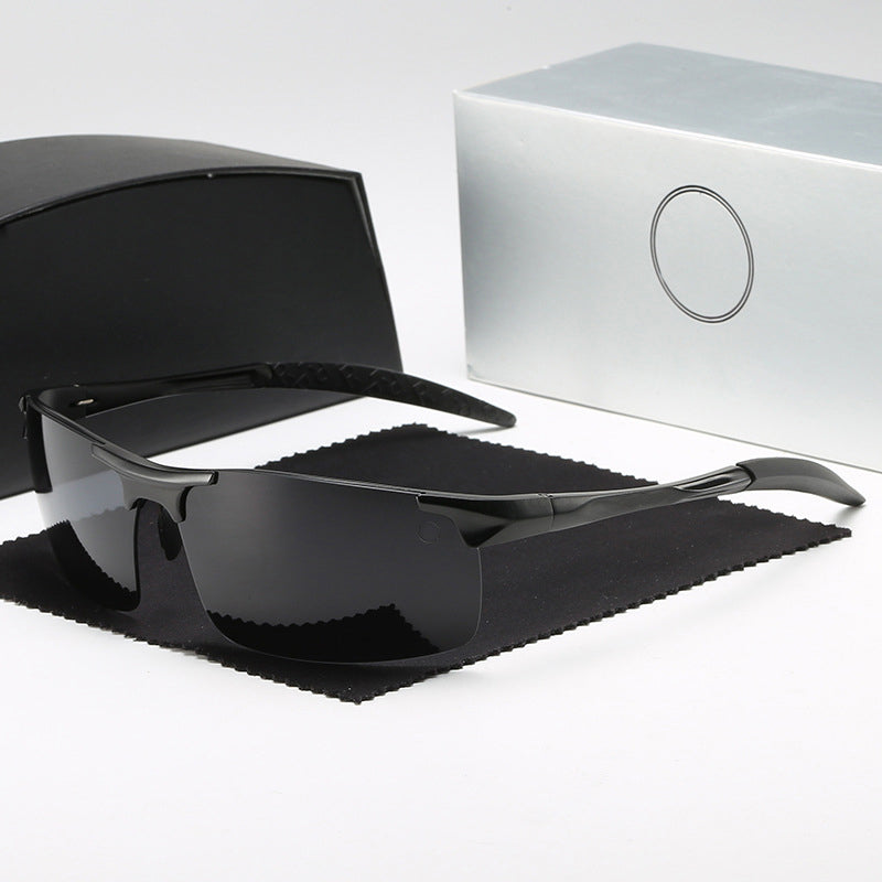 Men's Sunglasses with Photochromic Polarized Lenses