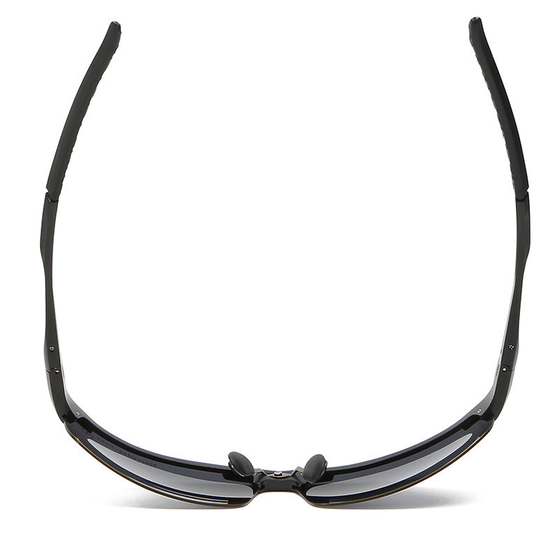 Men's Sunglasses with Photochromic Polarized Lenses