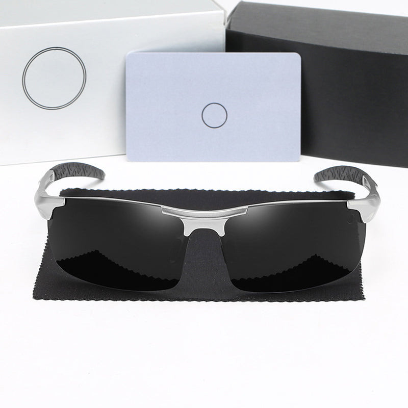 Men's Sunglasses with Photochromic Polarized Lenses
