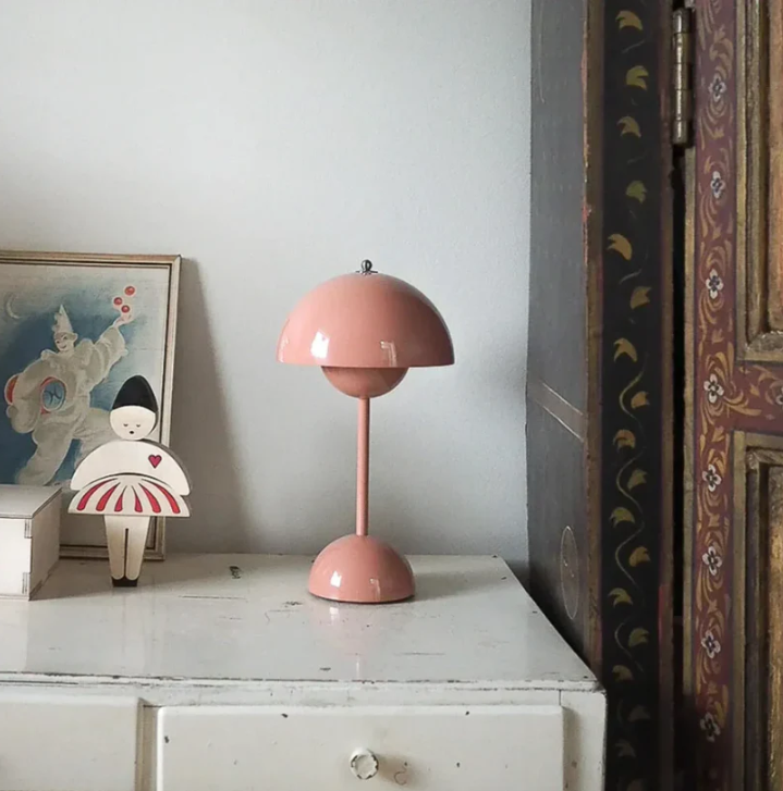 Minimalist Touch Table Lamp - Elegant & Energy Efficient