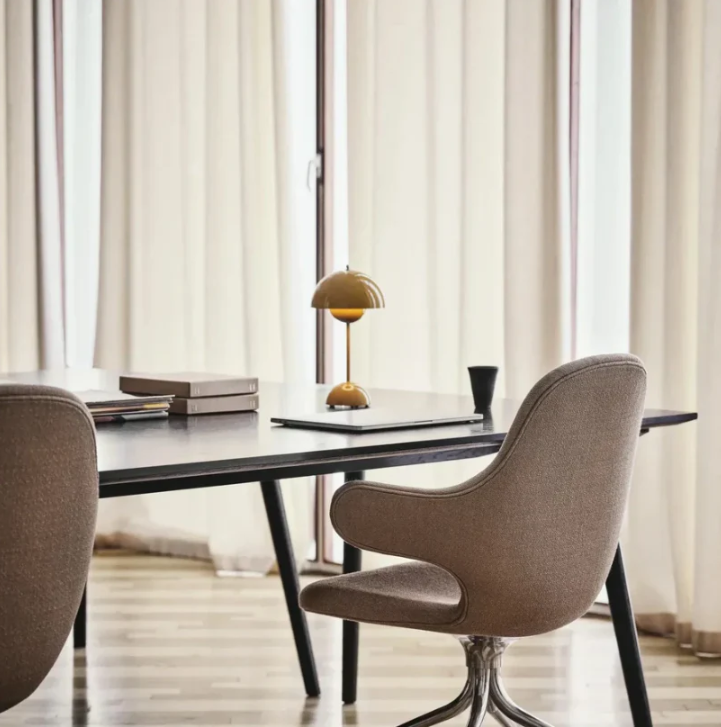 Minimalist Touch Table Lamp - Elegant & Energy Efficient