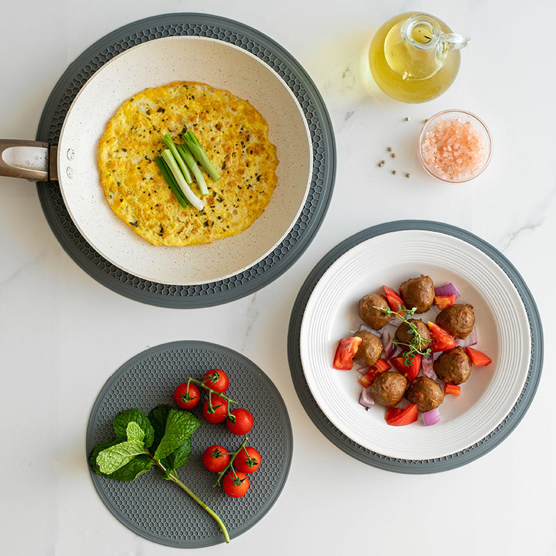 Non-Slip Silicone Cookware Mat