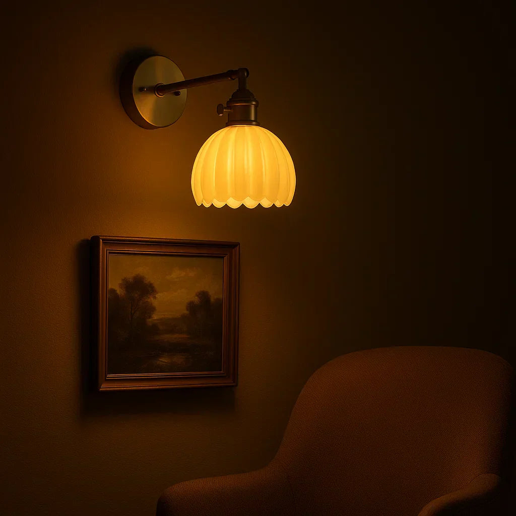 Retro Wall Lamp | Glass Tulip Design | Elegant Lighting