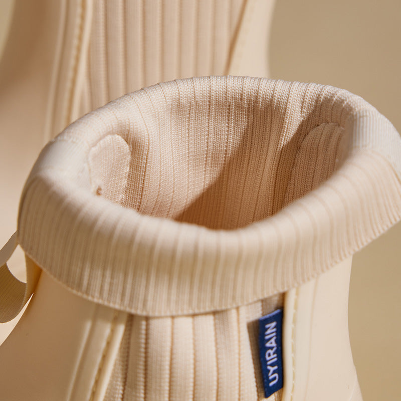 Image of Roxanne | Women's Lug Sole Chelsea Boots