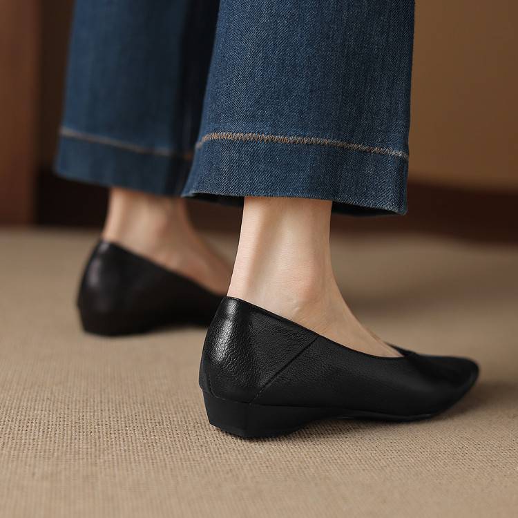 Image of Shannon | Women's Pointed Toe Slip-On Ballet Flats