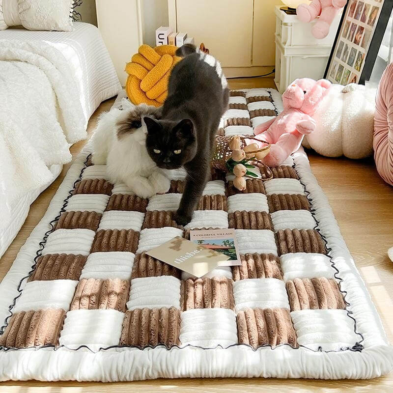 Soft Chenille Pet Blanket – Washable, Non-Slip Sofa Protector for Dogs & Cats