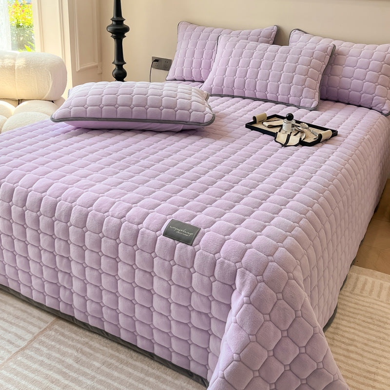 Soft Daybed Cover - Modern, Fluffy & Cozy