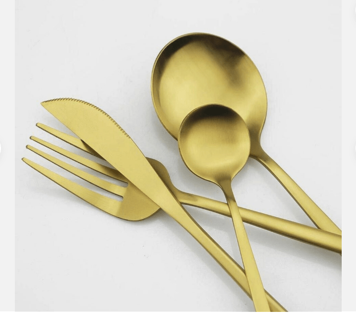 Stainless Steel Cutlery in a Minimalist Set – Elegance and Practicality – Perfect for Home and Restaurant