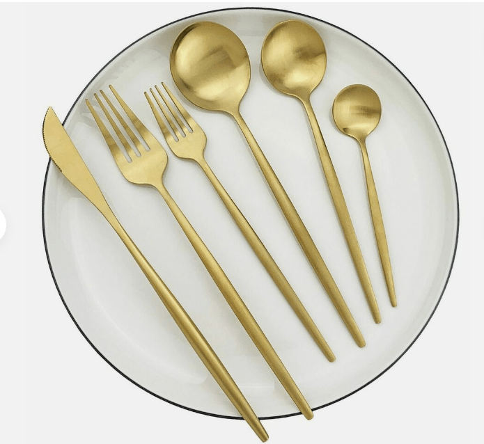 Stainless Steel Cutlery in a Minimalist Set – Elegance and Practicality – Perfect for Home and Restaurant