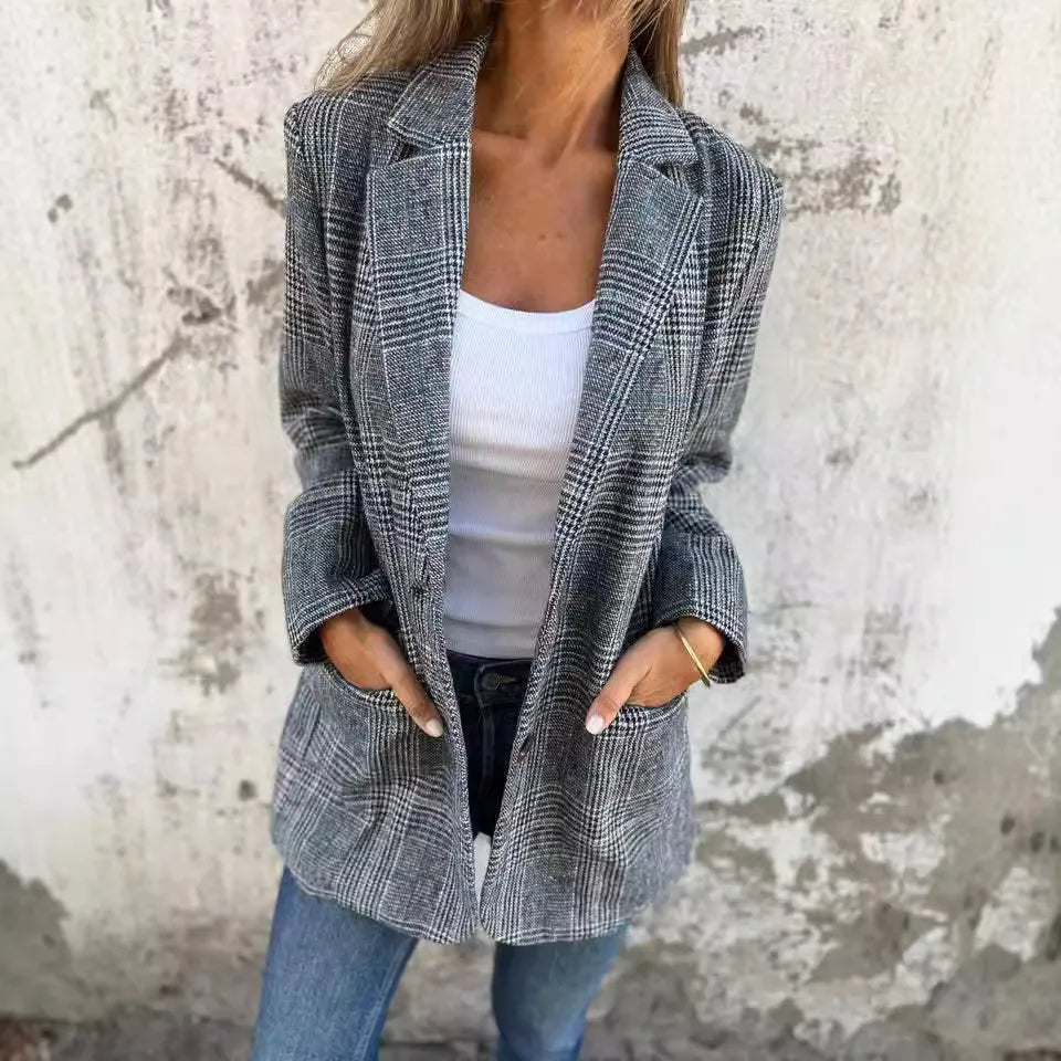 Image of Sue | Women's Plaid Long Sleeve Blazer