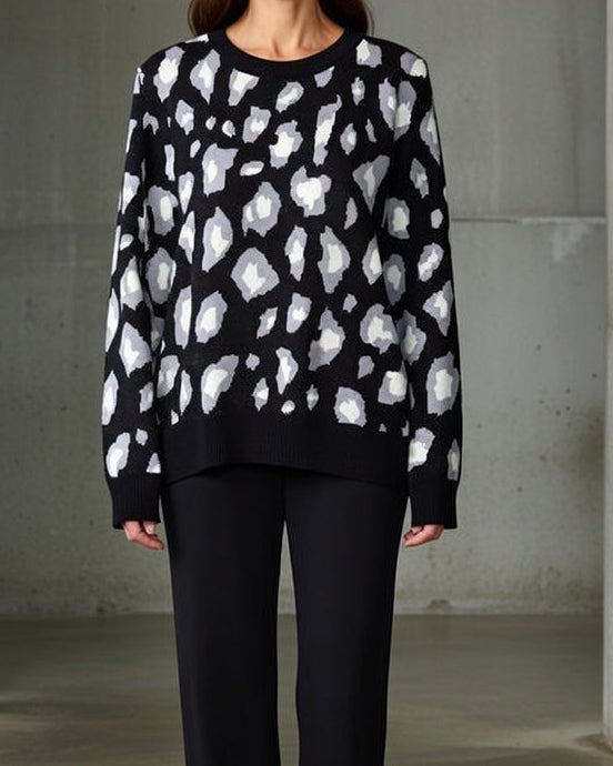 Image of Tabitha | Women's Relaxed Fit Leopard Print Sweater Set