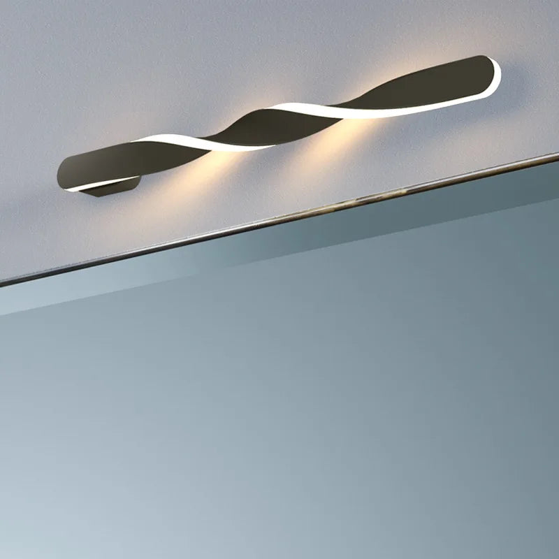 TwistLuxe | Elegant LED Wall Light with a Modern Twist
