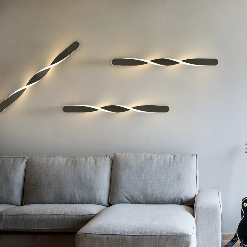 TwistLuxe | Elegant LED Wall Light with a Modern Twist