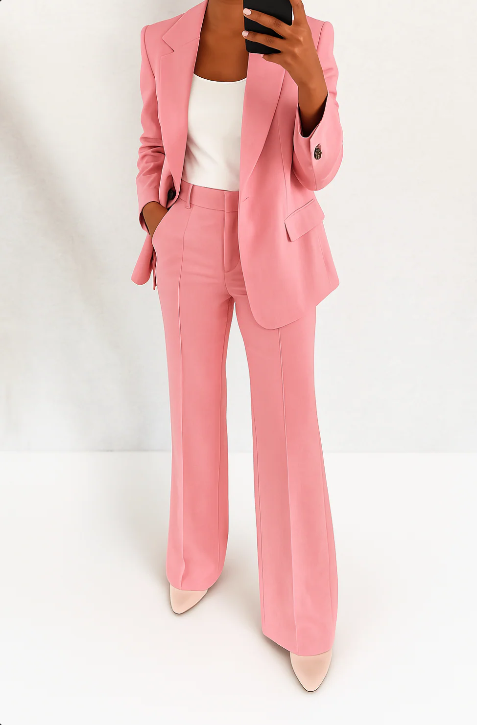 Two-Piece Women's Set with Tailored Fit – Versatile Suit with Pants Made from Polyester Blend for Women in Various Colors