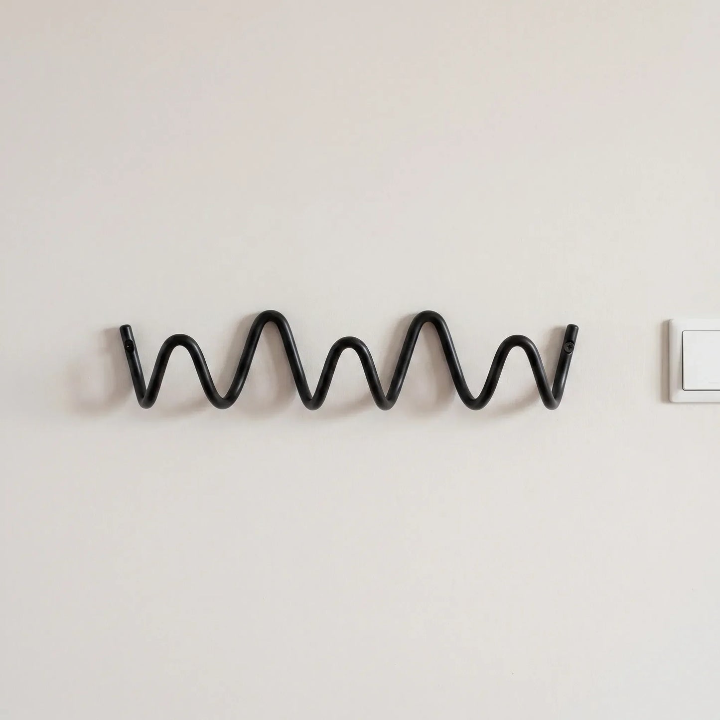 Undulux - Wave Shaped Wall Rack