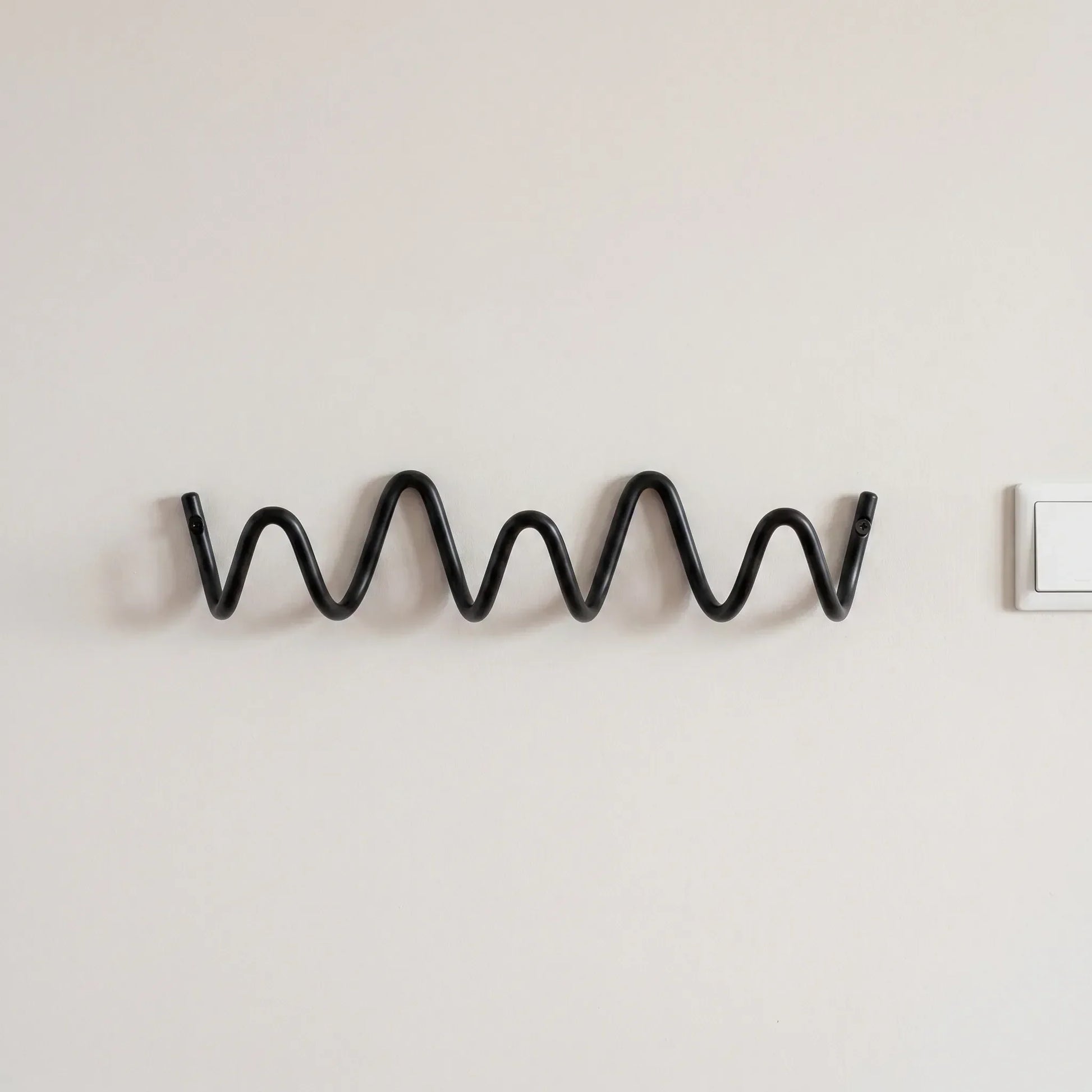 Undulux - Wave Shaped Wall Rack