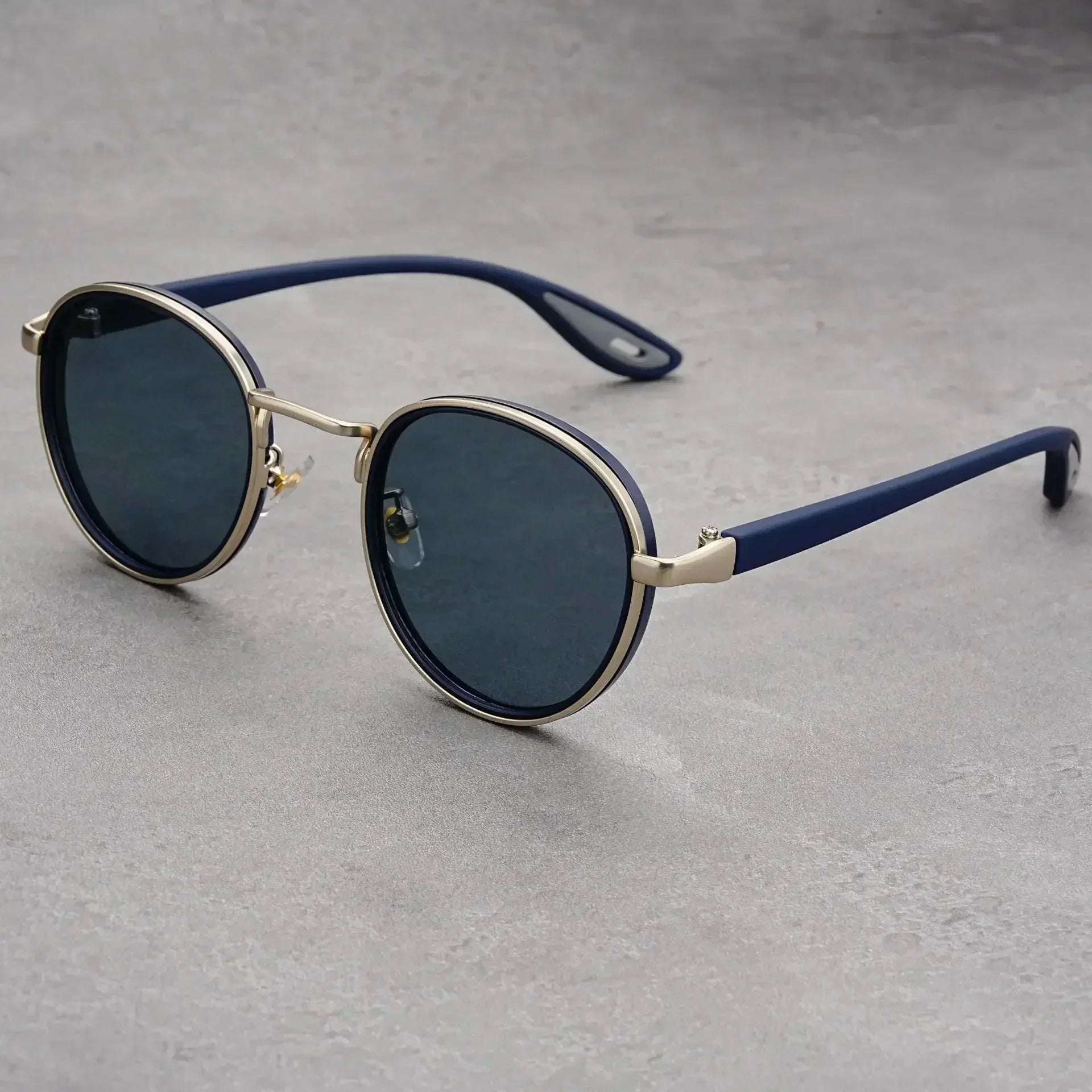 Unisex Retro Round Sunglasses
