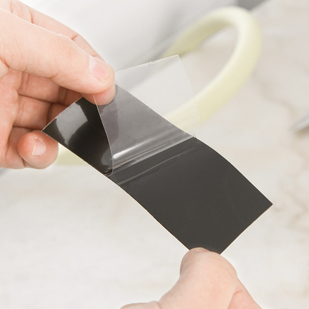 Waterproof Repair Tape - Fixing Leaks and Cracks
