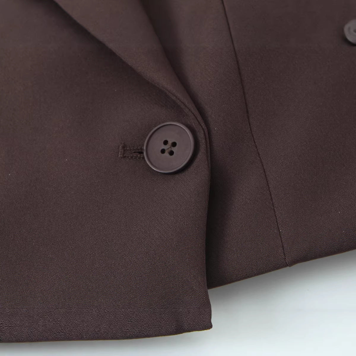 Women's Cropped Blazer with Double-Button Closure and Notched Lapel