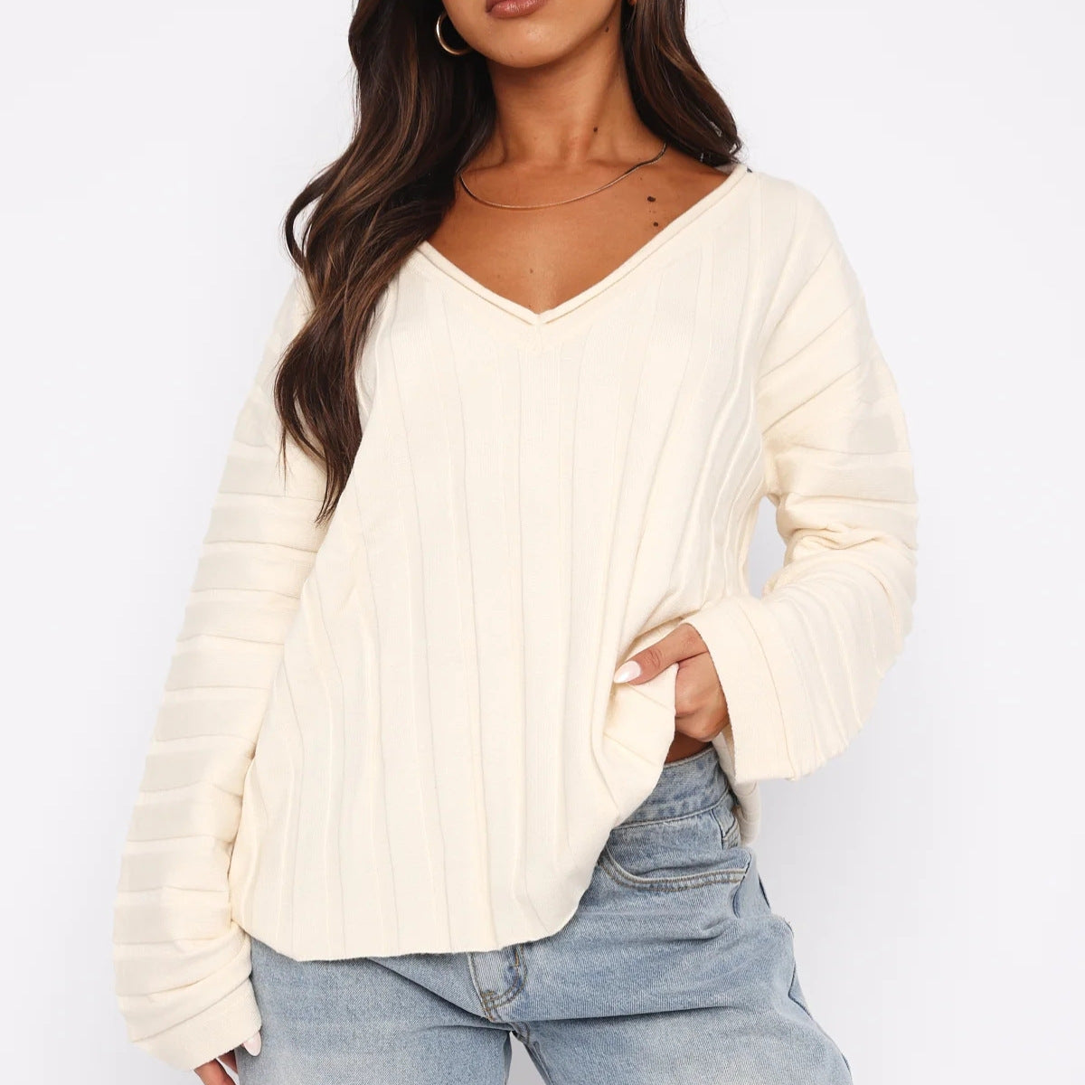 Women's Elegant Long-Sleeve V-Neck Sweater