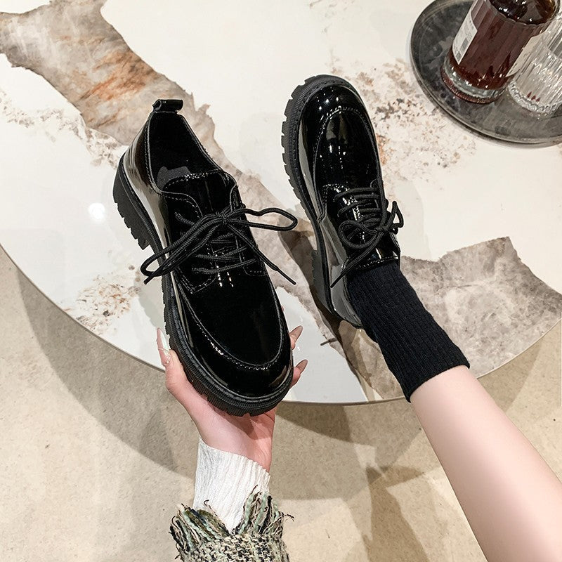 Women's Lace-Up Derby Shoes with Lug Sole, Padded Comfort Footbed and Subtle Platform