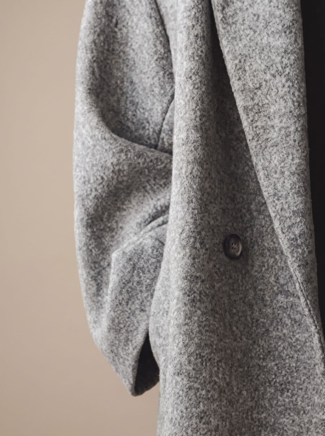 Women's Long Tailored Double-Breasted Winter Overcoat