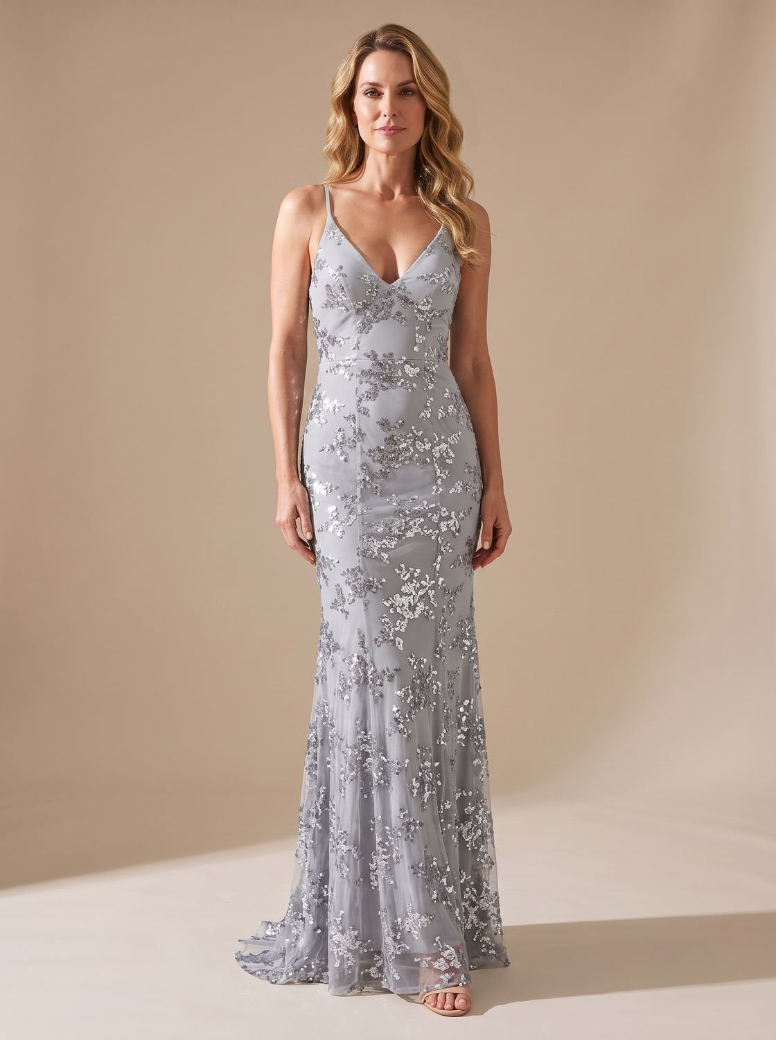 Women's Sequin Mermaid Maxi Christmas Party Dress with Spaghetti Straps and V-Neck